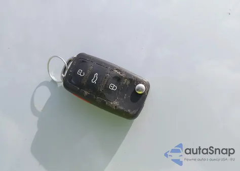 2017 Volkswagen Jetta 1.4T Se z USA, uszkodzony, nr VIN 3VWDB7AJ4HM274156